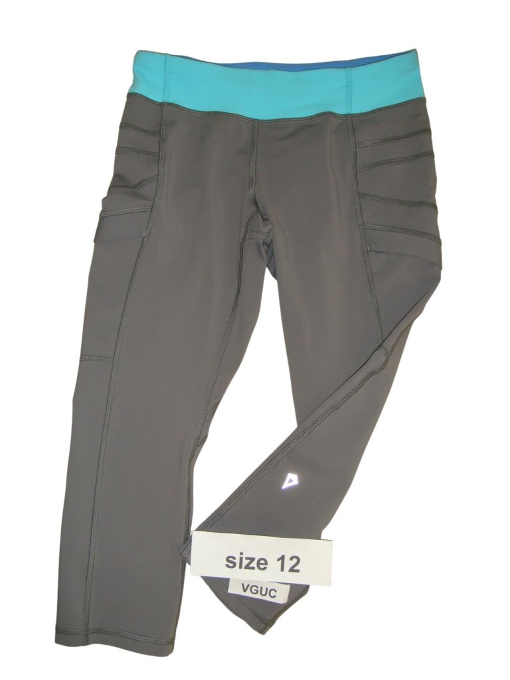 Ivivva Girl by Lululemon 🍋Race To The Finish Line Crop grey drawstring size 12
